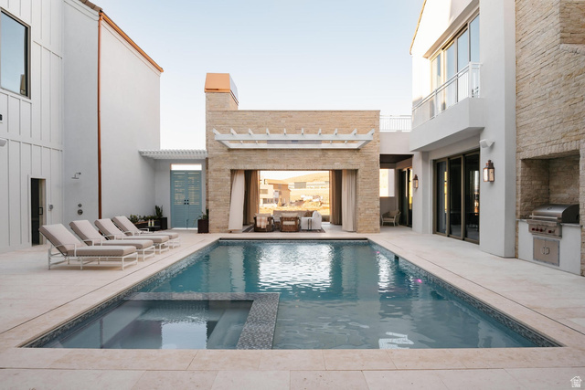 936 W Sapphire Sky Ln
                     MLS #2160149