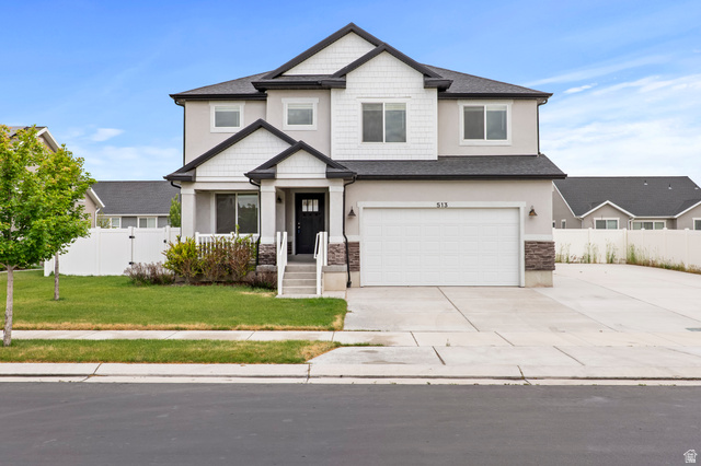 513 E Mt Dutton Way
                     MLS #2160277