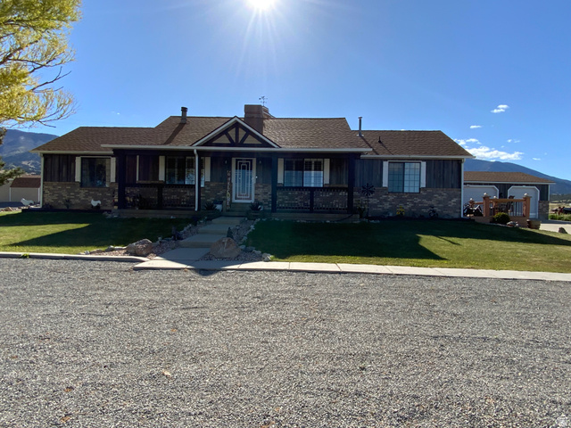 Main photo for 1061 S Copper Rd