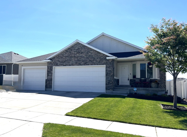 1229 N 340 W
                     MLS #2160345
