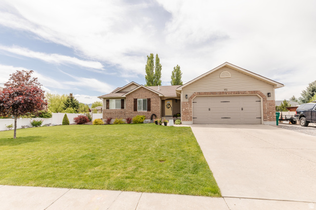 972 W 2840 S
                     MLS #2160368