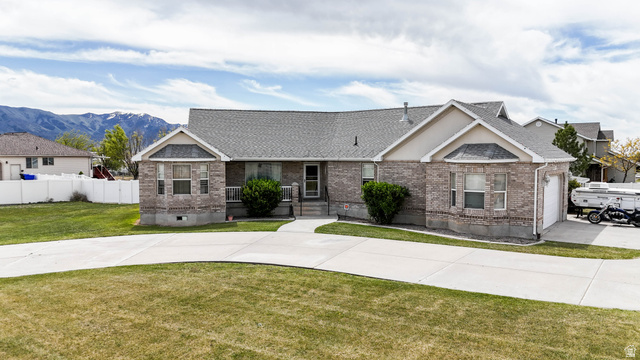 971 N 2300 W
                     MLS #2160415