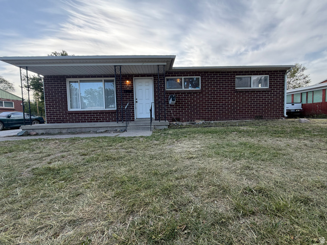 3327 S Maple Way
                     MLS #2160456