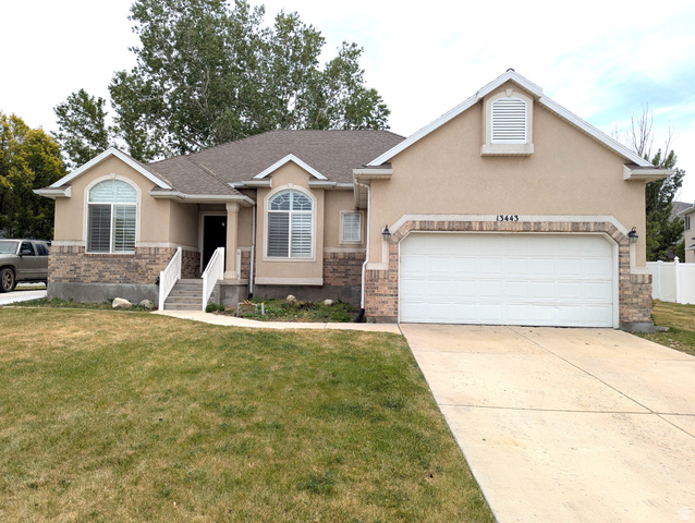 13443 S Bridle Park Cv
                     MLS #2160457