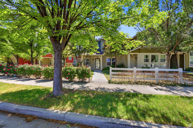5422 W Fairgrove Ln
                     MLS #2160532