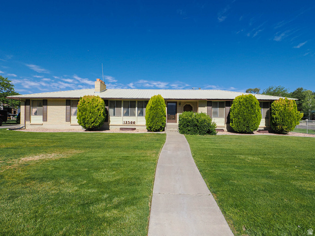 12366 S Mountain View Dr
                     MLS #2160559