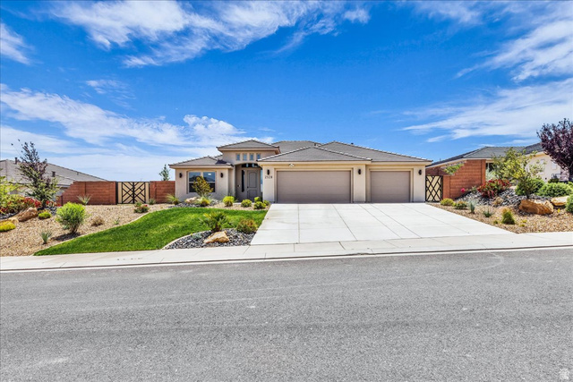 2128 E Honeycomb Dr
                     MLS #2160568