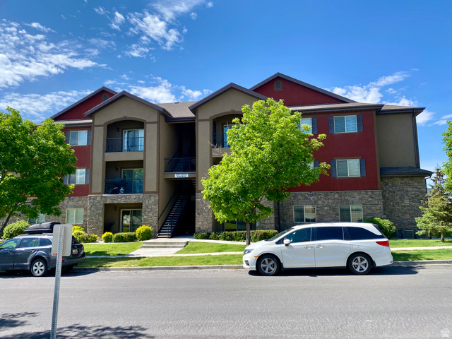 223 E Jordan Ridge Blvd #102
                     MLS #2160590