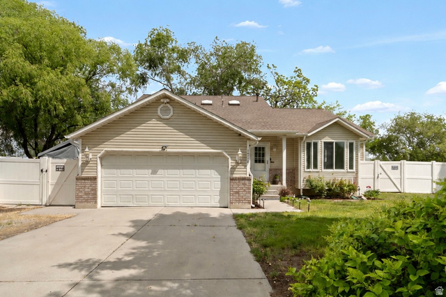 1712 W 8300 S
                     MLS #2160694