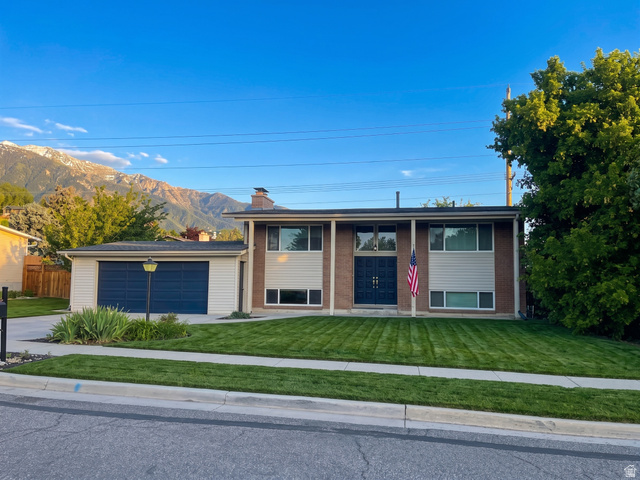 2444 E Quail Run Dr
                     MLS #2160752
