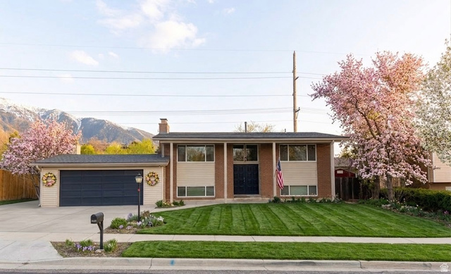 2444 E Quail Run Dr
                     MLS #2160752