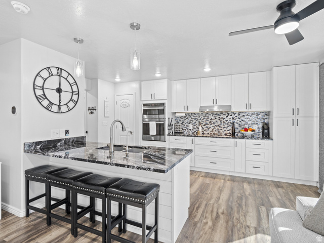 1253  Firefly Dr
                     MLS #2160779