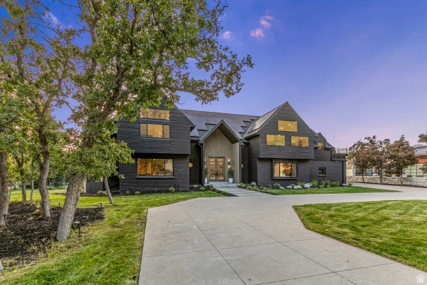 4 E Pepperwood Dr Dr
                     MLS #2160786