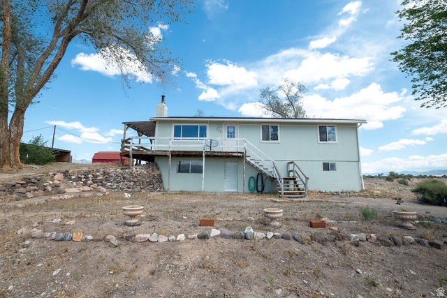 Main photo for 570 W Main St