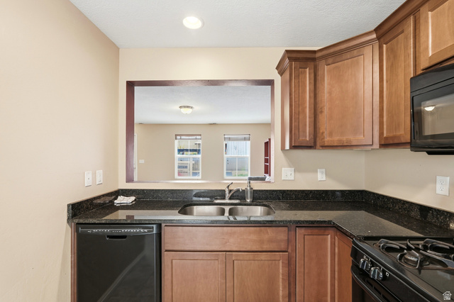 174 W Finlay Dr
                     MLS #2160864