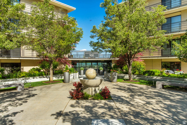 900 S Donner Way #408
                     MLS #2160874