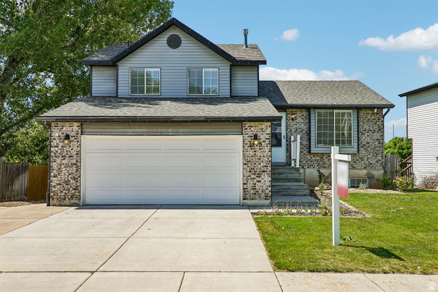 1115 W 2600 N
                     MLS #2160922