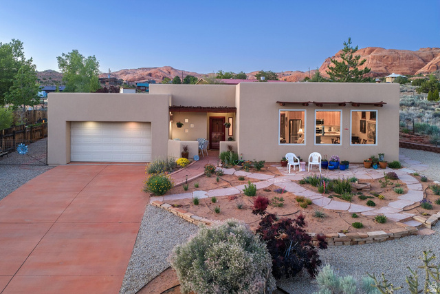 2154 S Rio Verde Dr
                     MLS #2160990