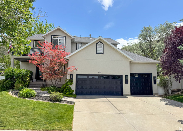 626 E Treven Pl
                     MLS #2161003
