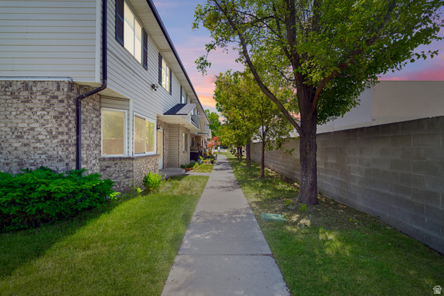 Main photo for 3923 W Rockwood Way #e