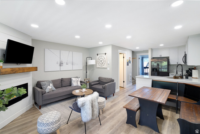 3615 N Wolf Lodge Dr  #811
                     MLS #2161022