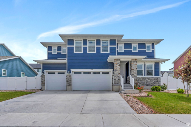 213 W Prickly Pear Dr
                     MLS #2161031