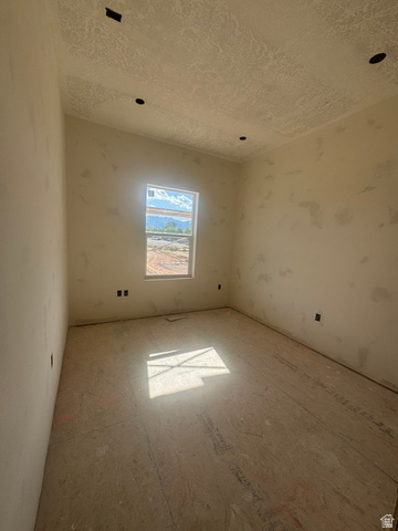 Property in Sunset - View 7