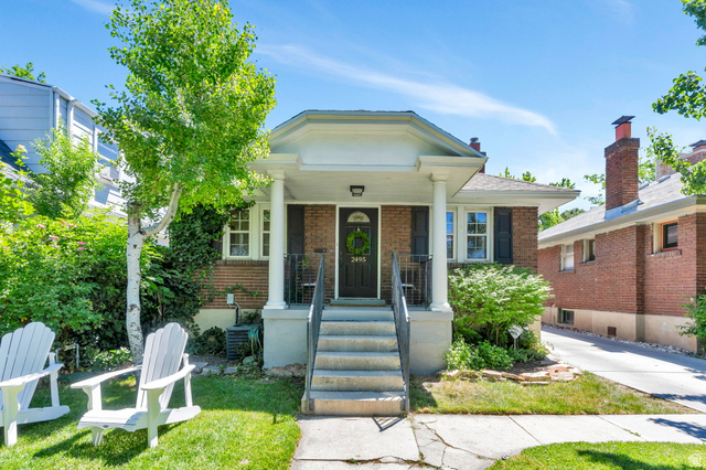 2495 S Alden St
                     MLS #2161125