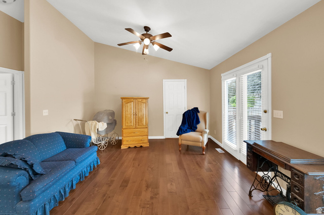 Property in Taylorsville - View 6