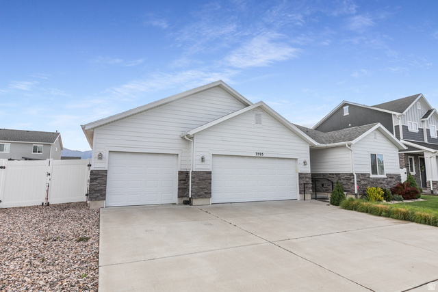 Property in Syracuse - View 2