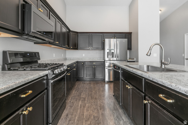 Property in Syracuse - View 11