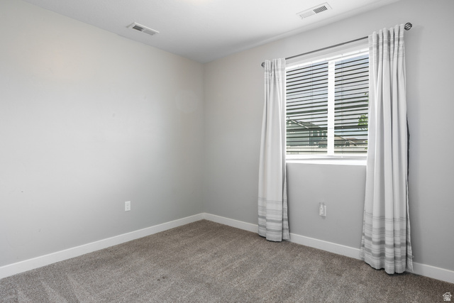 Property in Syracuse - View 23