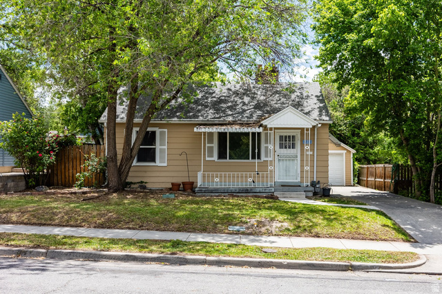 1210  Harrison Ave
                     MLS #2161157