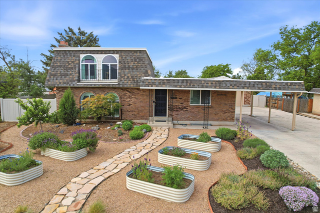 1374 E Willow Vista Dr
                     MLS #2161182
