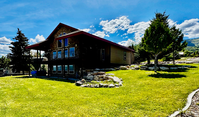 Main photo for 7  Lake Circle Dr