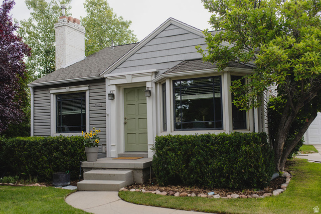 2475 S Filmore St
                     MLS #2161349