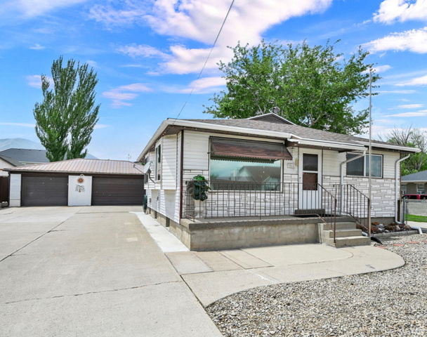 3068 S 8000 W
                     MLS #2161378