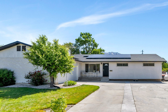 140 N 500 E
                     MLS #2161403