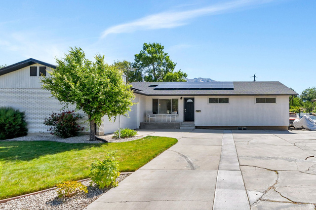 140 N 500 E
                     MLS #2161403