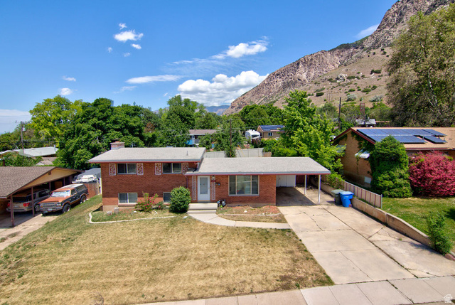 1272  Cook St
                     MLS #2161435