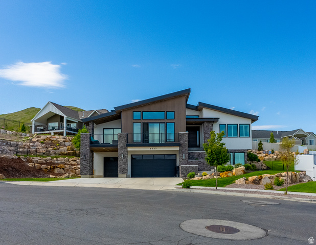 6623 W Wyatt Run Dr
                     MLS #2161440
