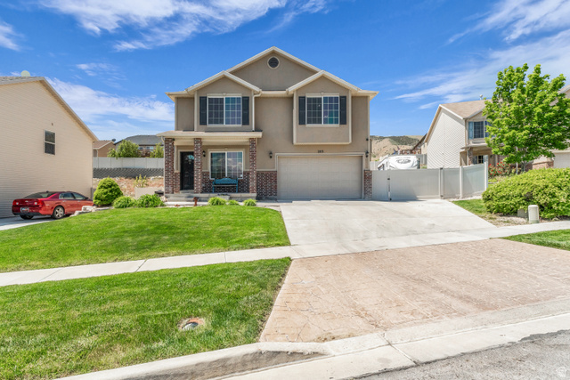 283 W Kestrel Dr
                     MLS #2161457