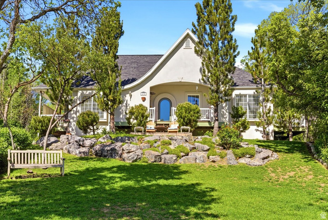 835 N Yacht Club Dr
                     MLS #2161472