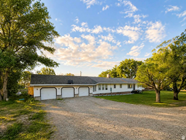 801 S Dees Way
                     MLS #2161475