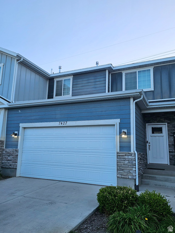 7427 N Cottage Ln
                     MLS #2161502