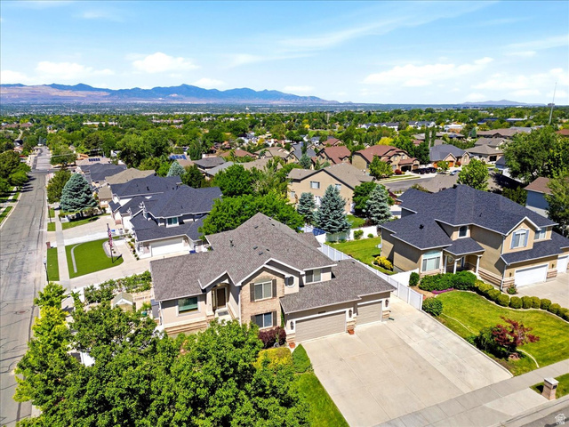 11566 S Sunburn Ln
                     MLS #2161522