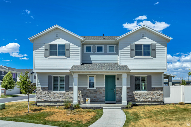 2042 W Lydia Ln
                     MLS #2161604