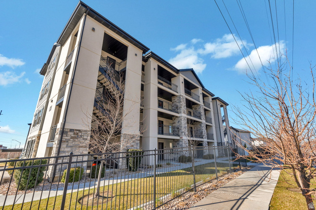 1141 E 1320 S #a404
                     MLS #2161626
