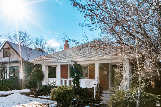944 S Lincoln St
                     MLS #2161660