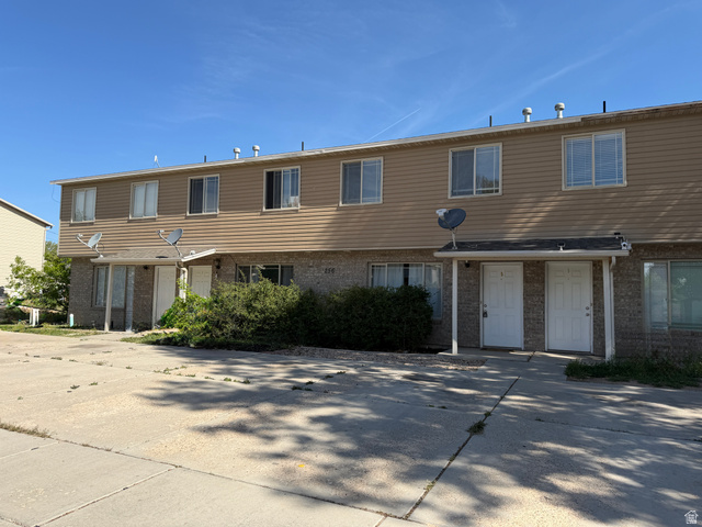 Main photo for 256 W 350 N #unit B